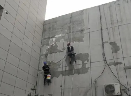 桂林市楼顶漏水维修公司分享下桂林市外墙防水的注意事项